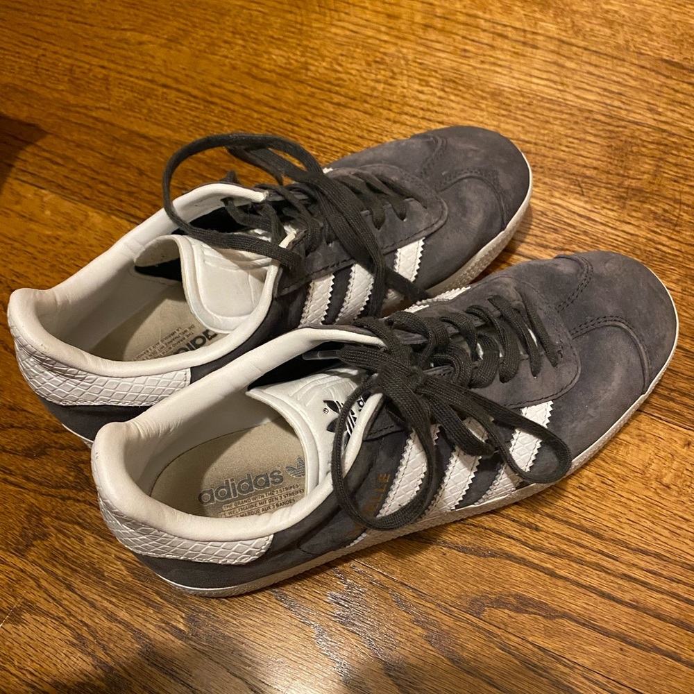 Adidas grey and white sambas suede sneakers